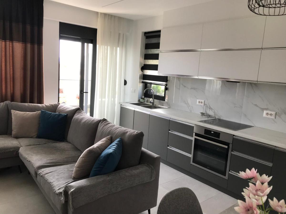 Saranda Lux Apartments Dış mekan fotoğraf